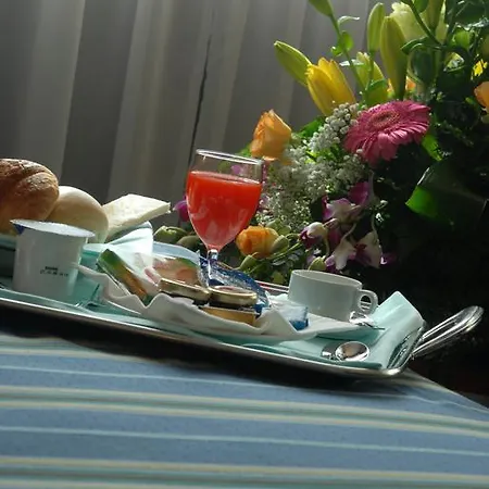 Отель Meditur Hotel Cagliari Santa Maria 3*