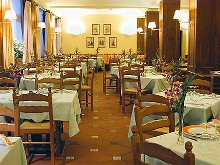 Meditur Hotel Cagliari Santa Maria Отель Кальяри